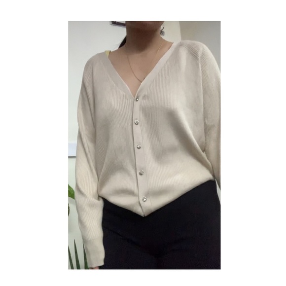 Cream Color Cardigan - Picture 6 of 7